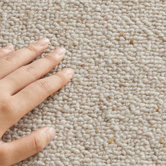 100%純天然羊毛を使用した機械織りのカーペット!長くご愛用できる高品質な一品(Nude)